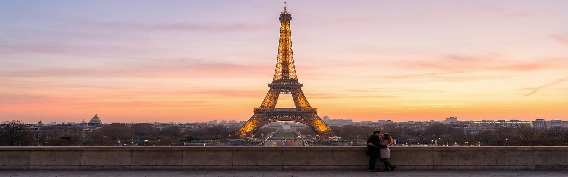 Paris, La Ville Lumière